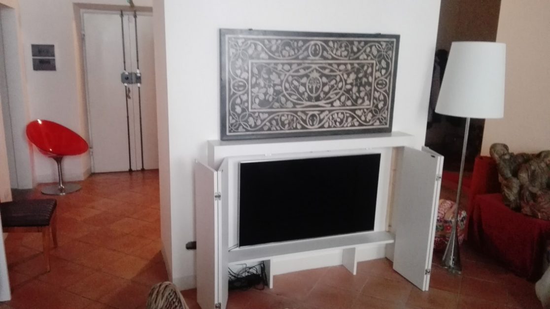 Consolle TV, arredo d'interni
